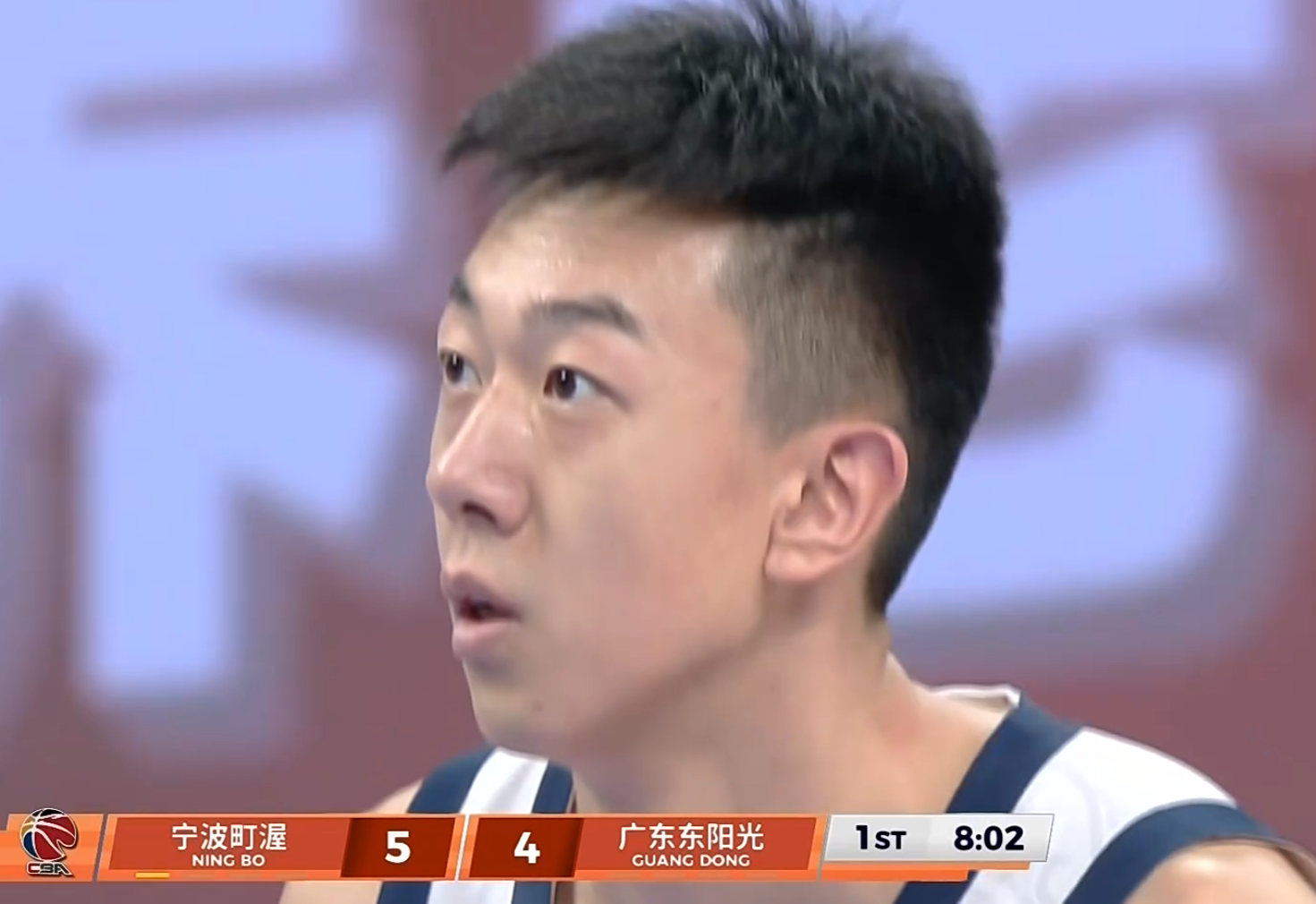 绝妙,湖人队新阵容被NBA评论员比尔·西蒙斯起绰号“Snowtime”