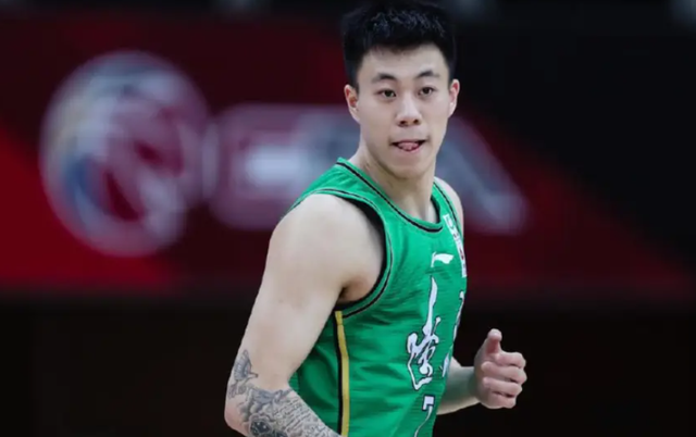 佛得角后卫迪尼伊:我们来世界杯不是陪跑,而是要全力拼下去