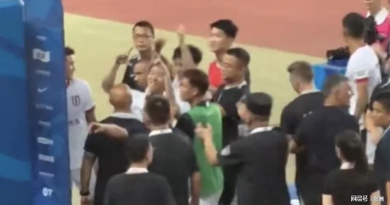 签了!不要1.5亿要600万!纯赌气!拒绝湖人!!